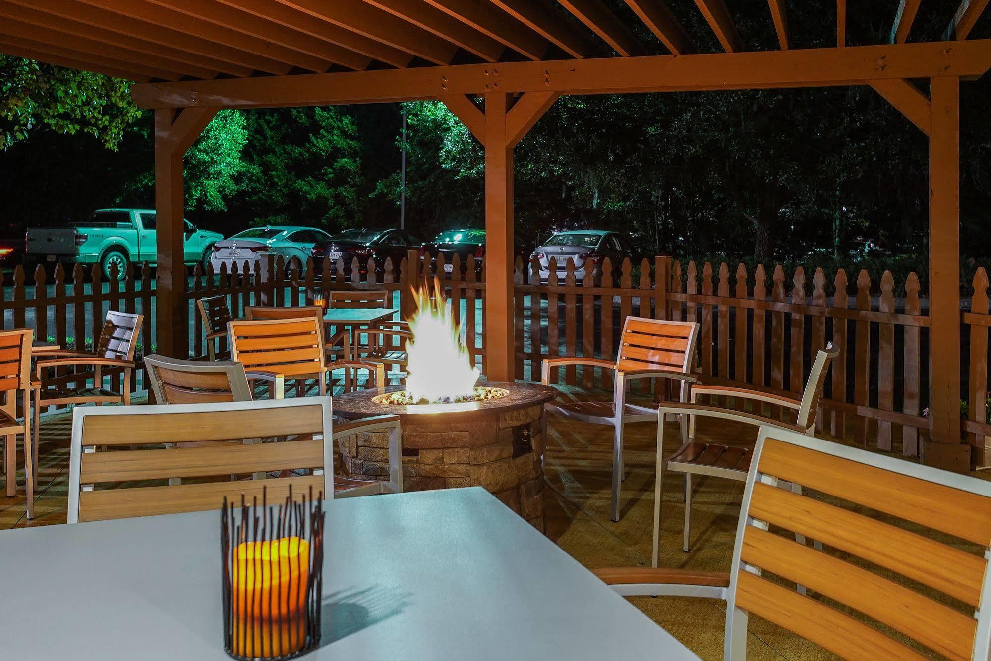 Springhill Suites By Marriott Savannah Midtown Dış mekan fotoğraf